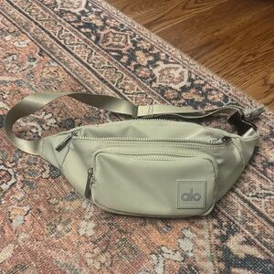 ALO Yoga Light Green Belt Bag